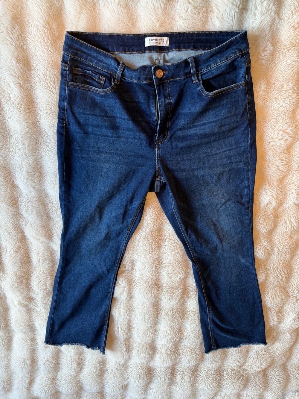 Lovervet by Vervet 18W Raw Hem Cropped Straight Jeans Dark Wash Stretch